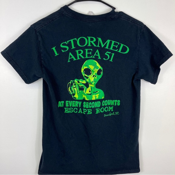 Area 51 Alien T-shirt I Stormed Area 51 Tee Every Second Counts Escape Room Sz S - Picture 7 of 9